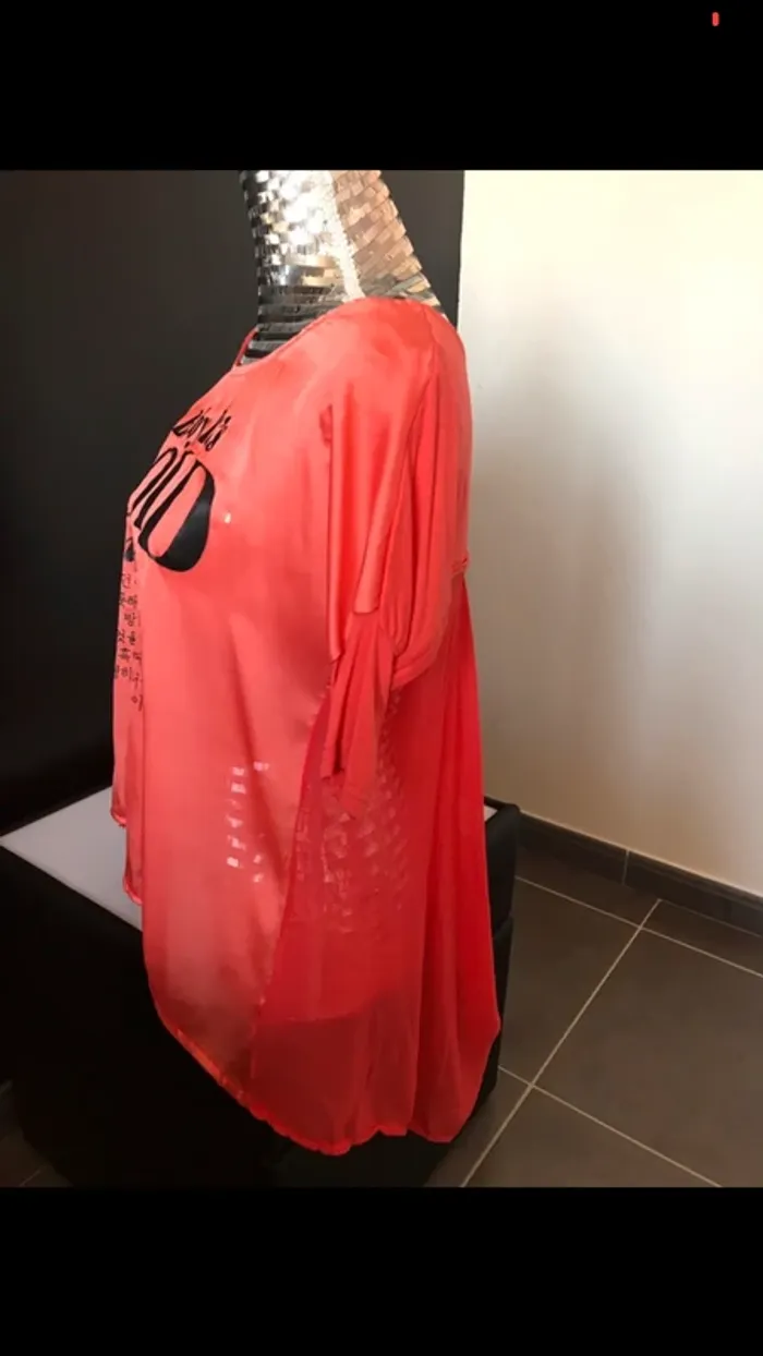 Blouse oversize avec dos ouvert - photo numéro 2