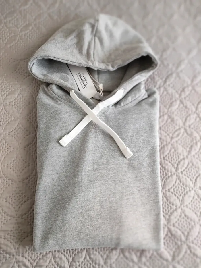 Sweat à capuche gris molletonné Taille M - photo numéro 3