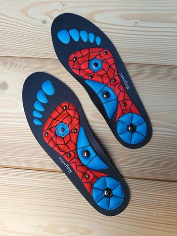 Semelles magnétiques de massage – confort & points de pression – neuves