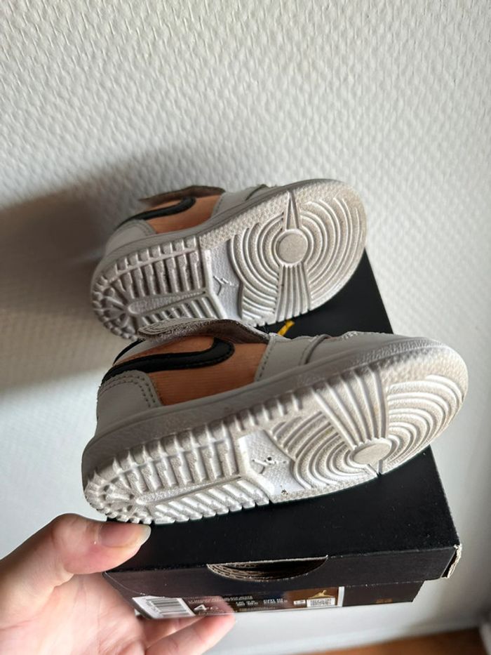 Basket Jordan 1 - photo numéro 3