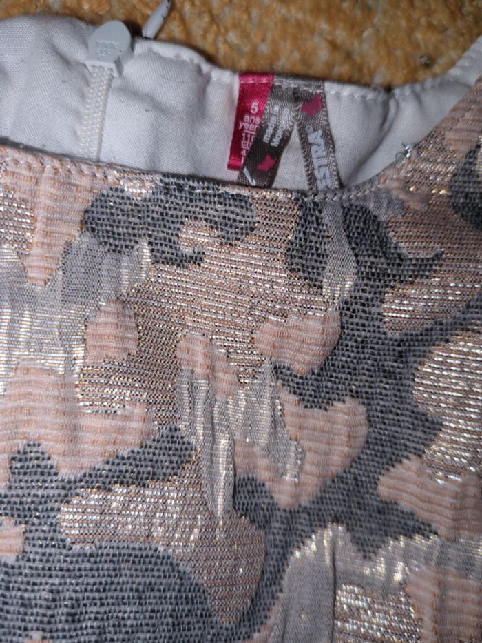 Superbe robe de soirée rose clair gris paillettes scintillantes 5 ans comme neuf - photo numéro 2