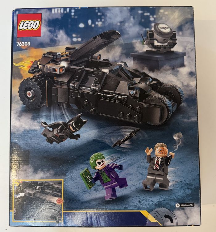 Lego 76303 _La Batmobile Tumbler - photo numéro 2