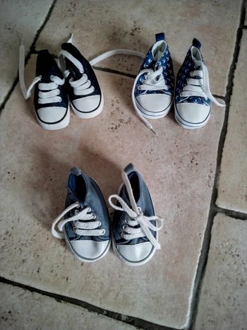 Lot de 3 paires de baskets souples 17/18