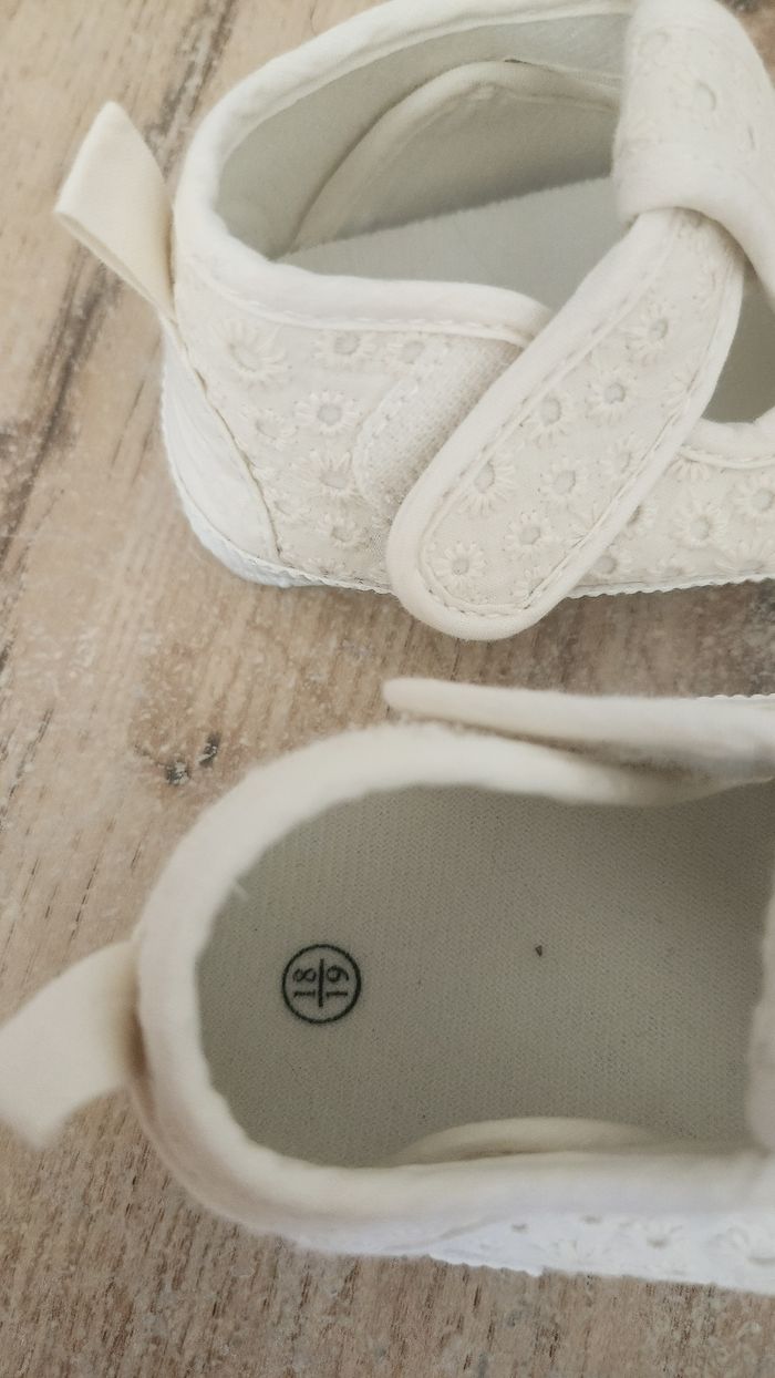 Chaussures bébé - photo numéro 2