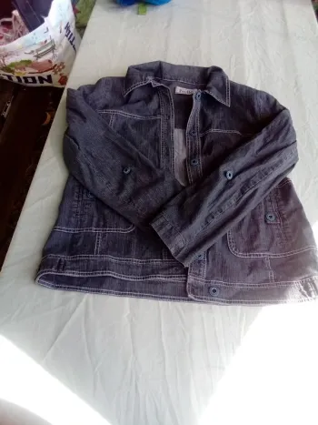 Veste en jean taille 42