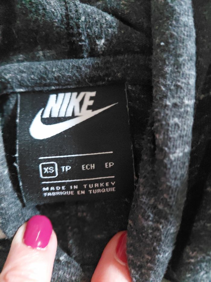 Sweat nike - photo numéro 2