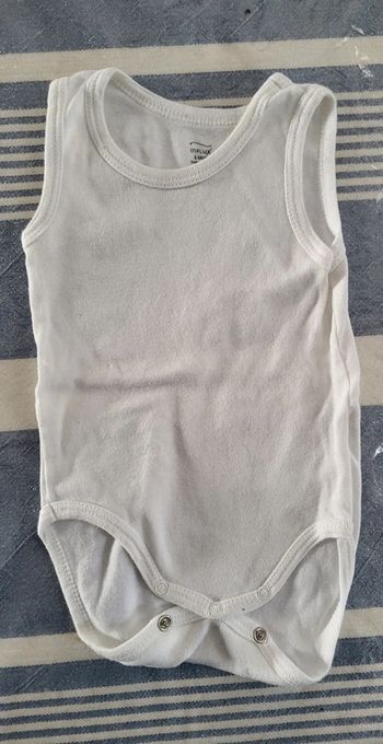 Lot de 3 bodys 6 mois