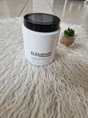 Gros pot de Gommage a grain 1L neuf