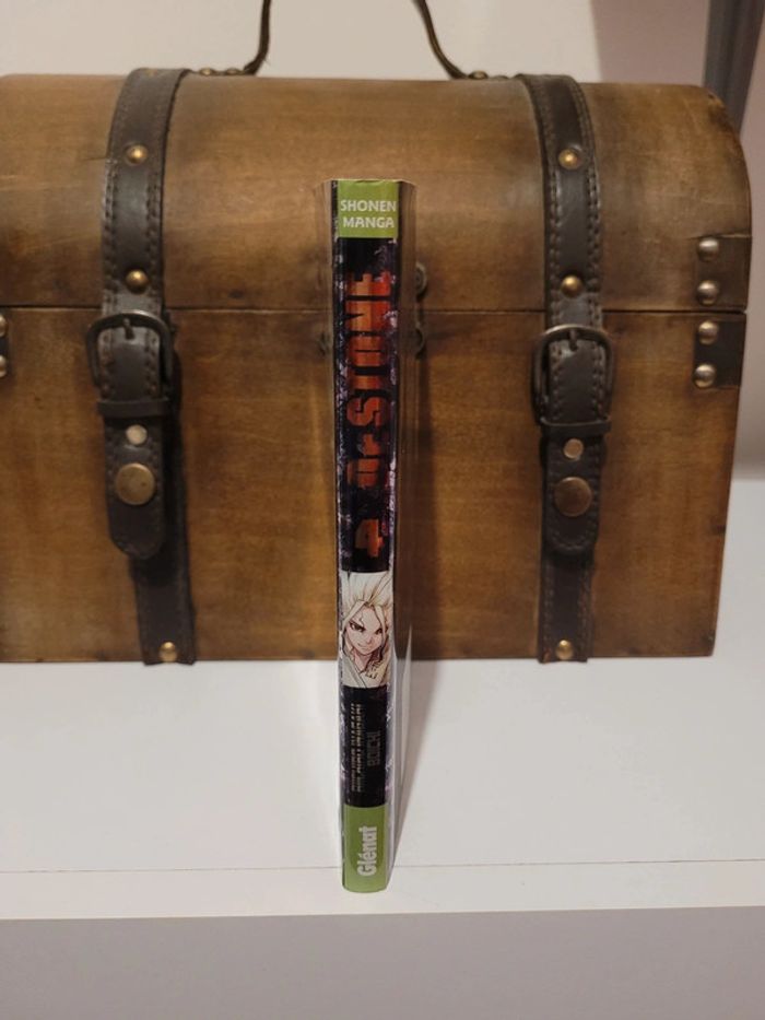 Manga Dr Stone tome 4 édition collector brillant premier tirage - photo numéro 3