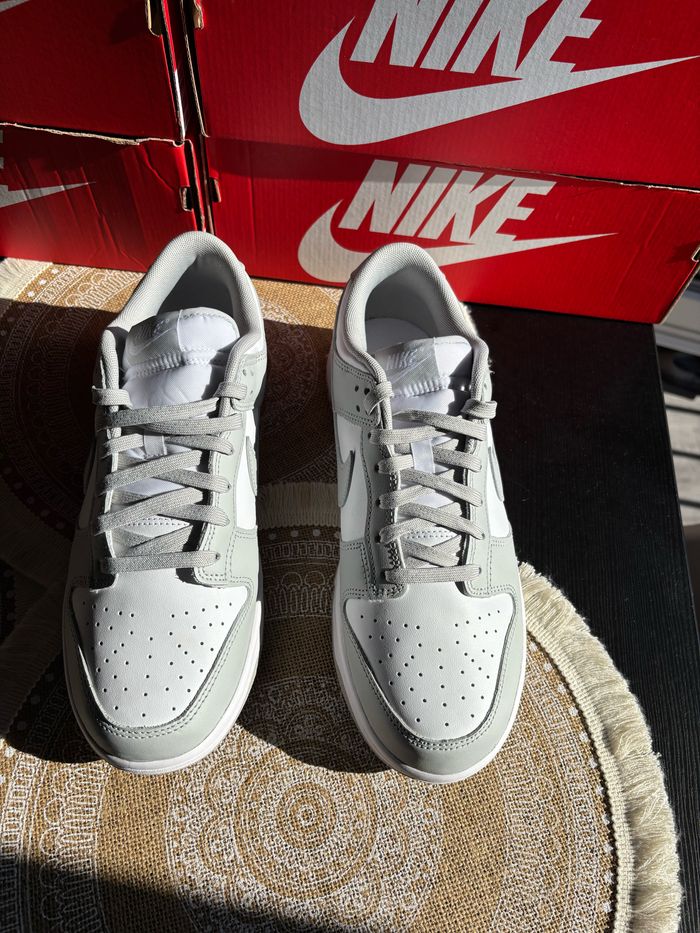 Basket Nike dunk low Grey fog 44.5 gris blanc - photo numéro 2