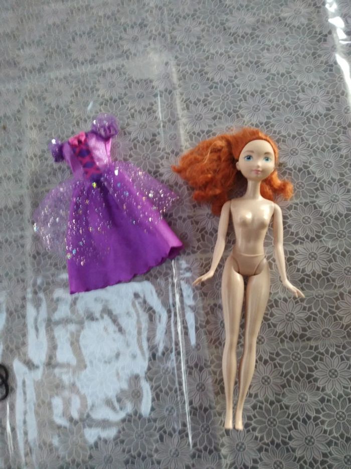 Poupée rebelle - photo numéro 3