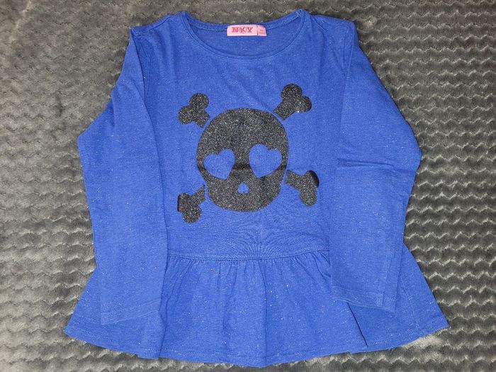 T-shirt à manches longues taille 6 ans
