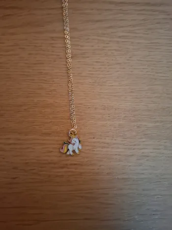 2 colliers licorne