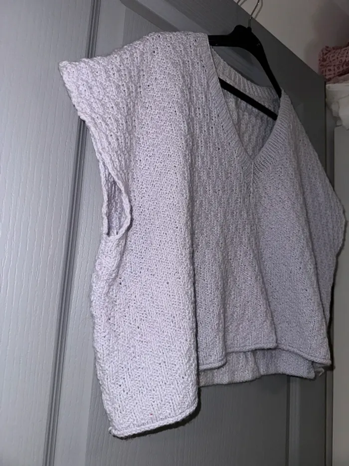 Pull sans manches fait main - photo numéro 2
