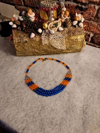 Collier chic multi rang orange et bleu