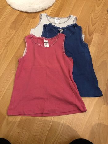 3 débardeurs