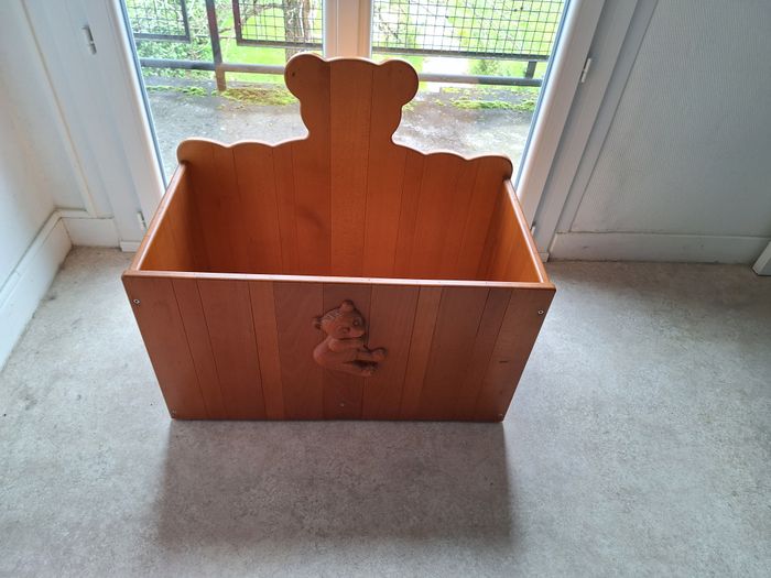 Meubles pour chambre bébé : lit armoire commode fait par un ébéniste - photo numéro 9