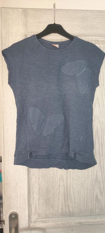 t-shirt bleu enfant papillon