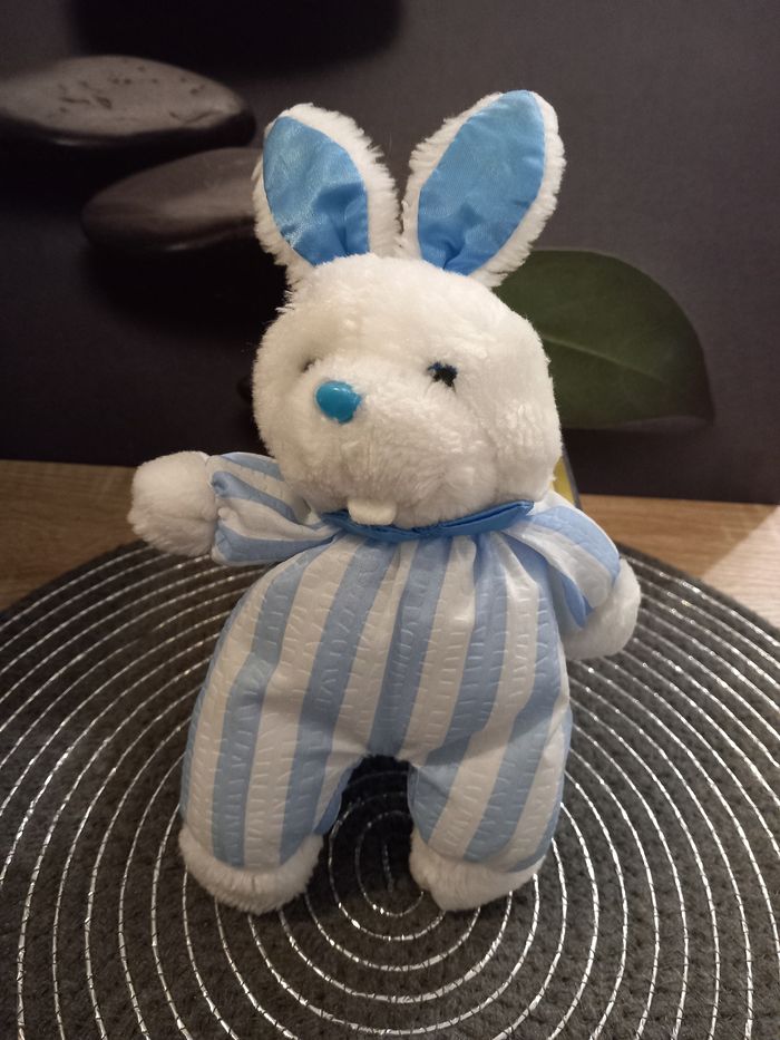 Peluche lapin Pampers marque espagnol dotot 18cm