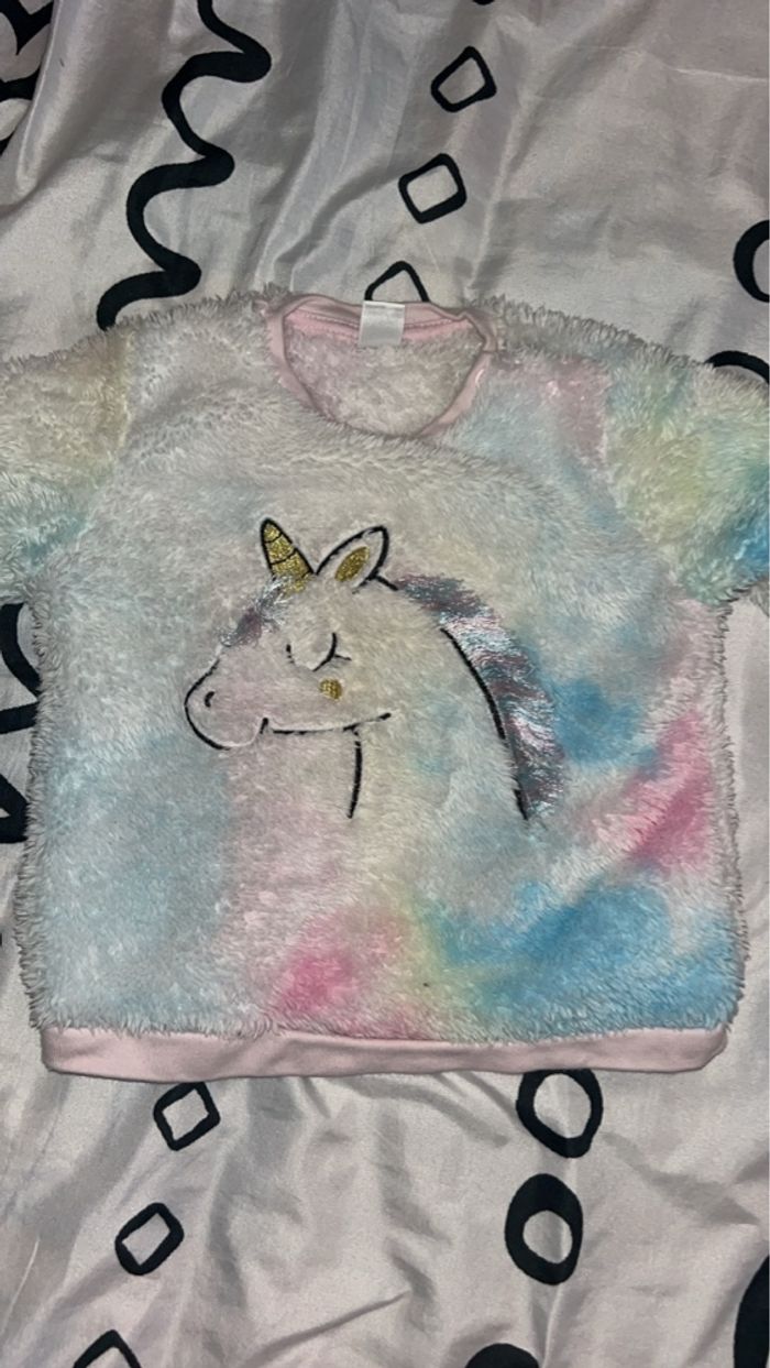 Pull licorne