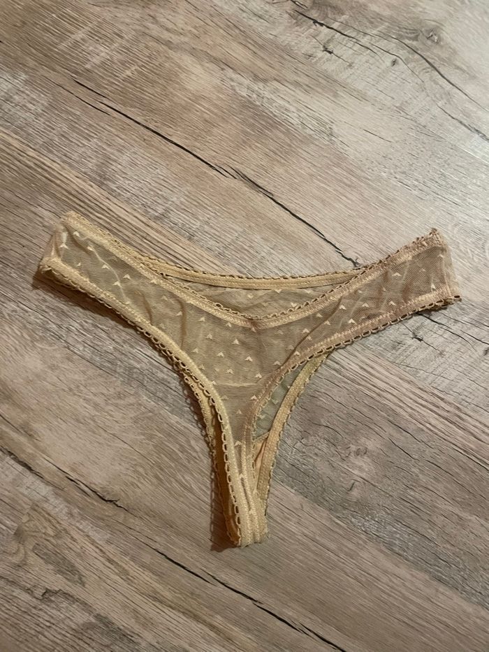 String - photo numéro 2