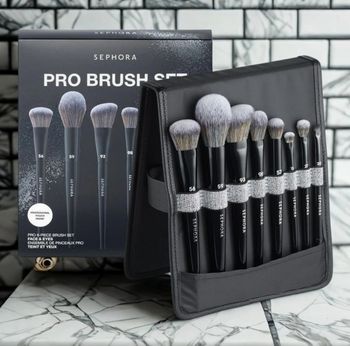 Coffret Sephora de 8 pinceaux pour le visage et les yeux avec sa pochette chevalet