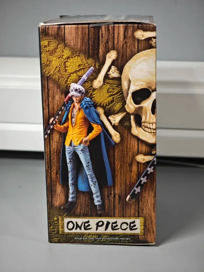 Figurine One Piece : Trafalgar Law Bandai Banpresto 18cm avec boîte - photo numéro 11