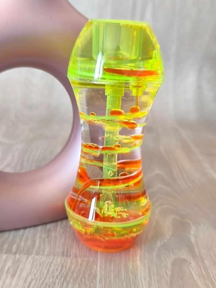 Sablier à huile en spirale apaisant jaune et orange - photo numéro 4