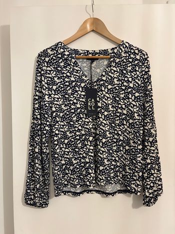 Blouse caroll neuve