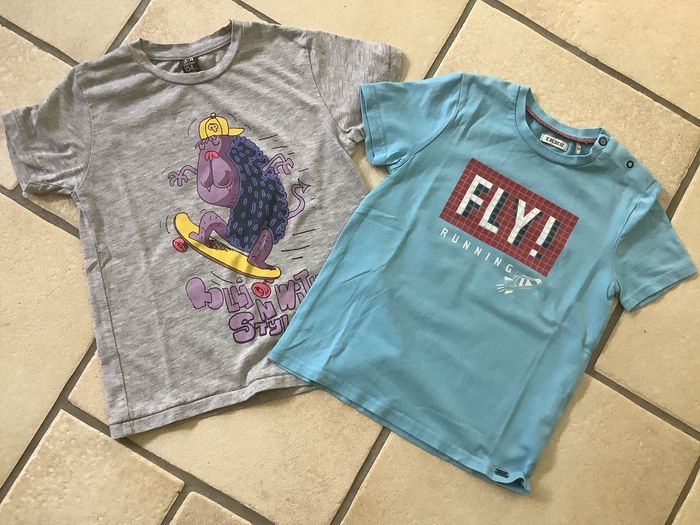 Lot de 2 TEE shirt 3/4 ans