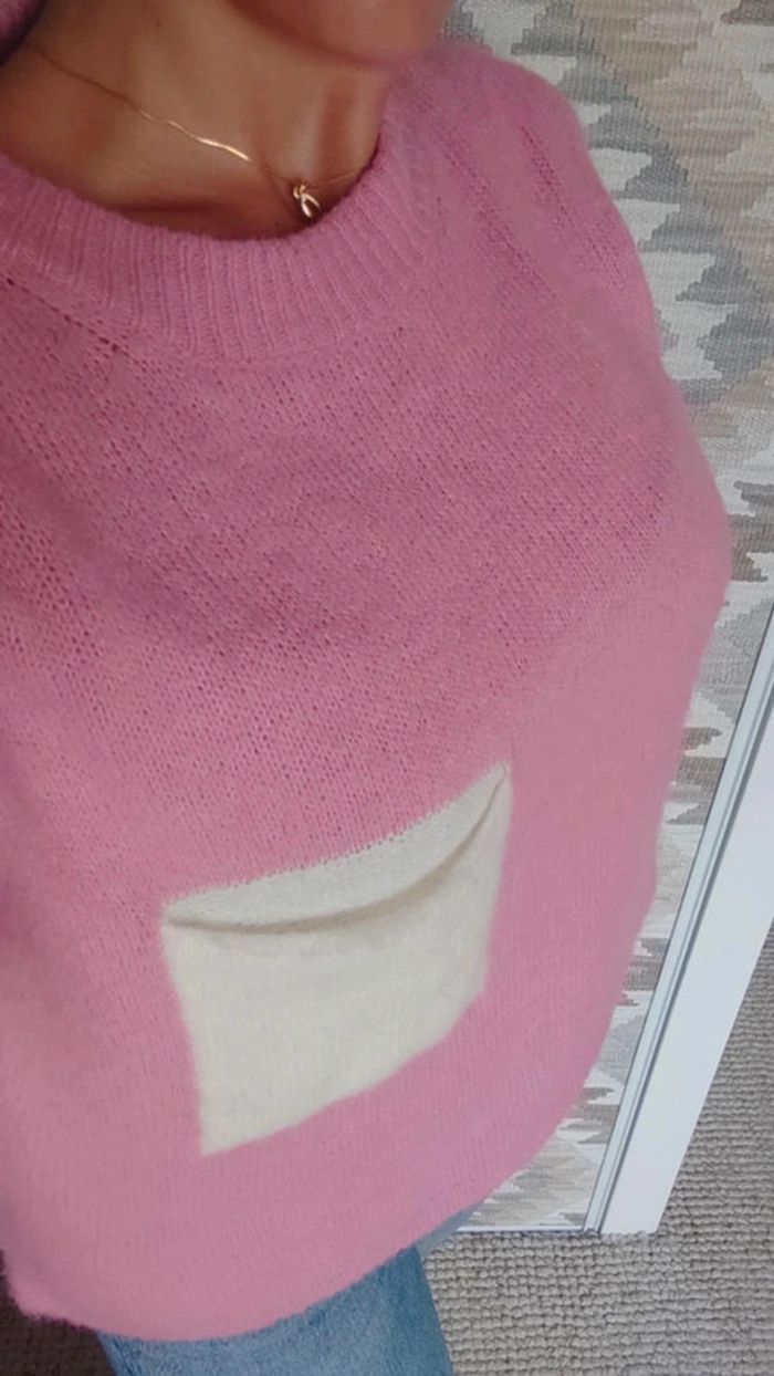 Magnifique pull loose rose bonbon blanc Balance ton pull avec poche taille unique comme neuf - photo numéro 3