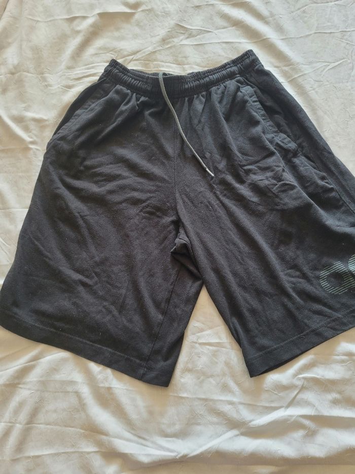 Short M adidas