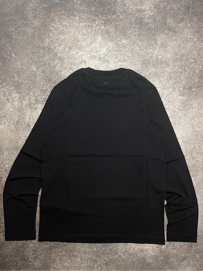 T-shirt noir manches longues ami de cœur en coton. - photo numéro 2