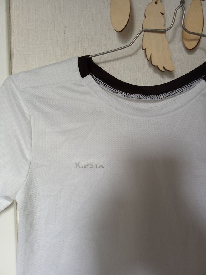 Maillot de foot enfant,de sport, tee short blanc noir kipsta taille 6-8 ans decathlon - photo numéro 3
