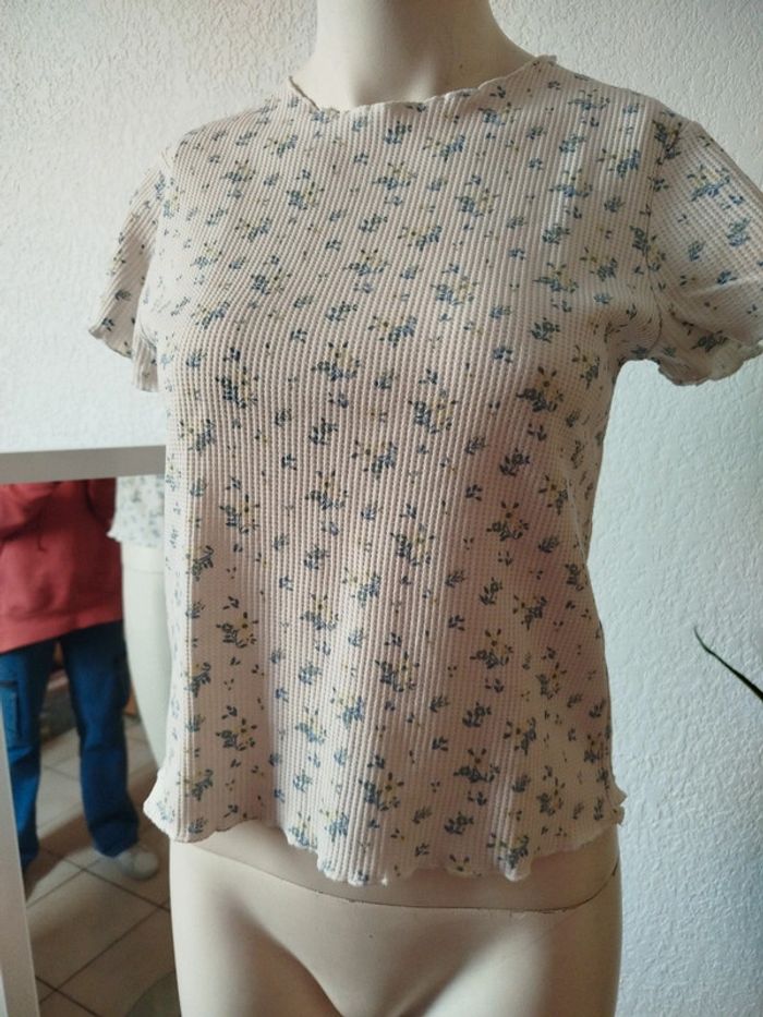 Tee shirt coton gauffré petites fleurs bleues taille S 36 - photo numéro 2
