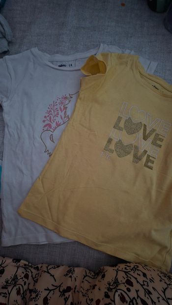 2 tee shirt 6 ans