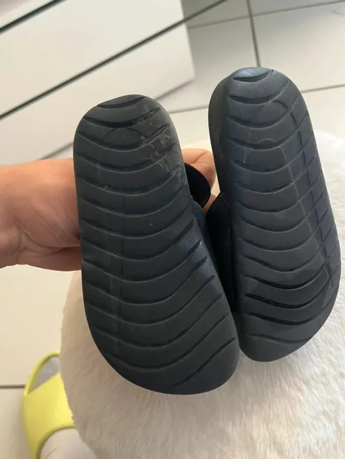 Nike Kawa Taille 25 Noir - photo numéro 3