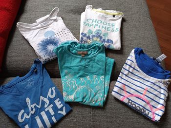 Lot de 5  t-shirts 6 ans manches courtes