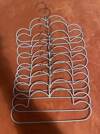 Lot de 10 cintres nuage enfant