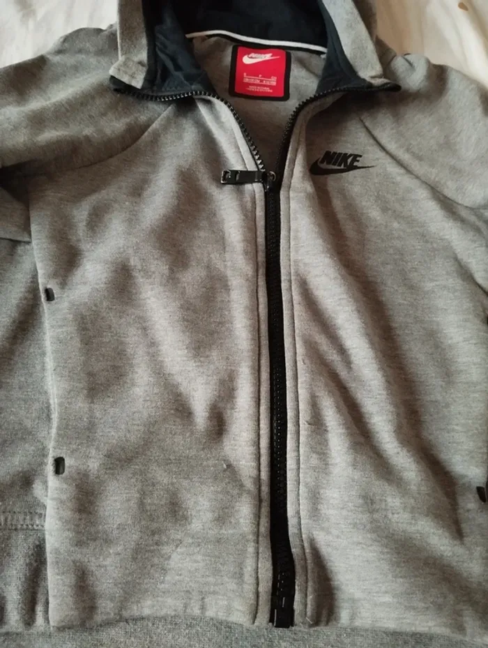 Veste Nike capuche zippée - photo numéro 2