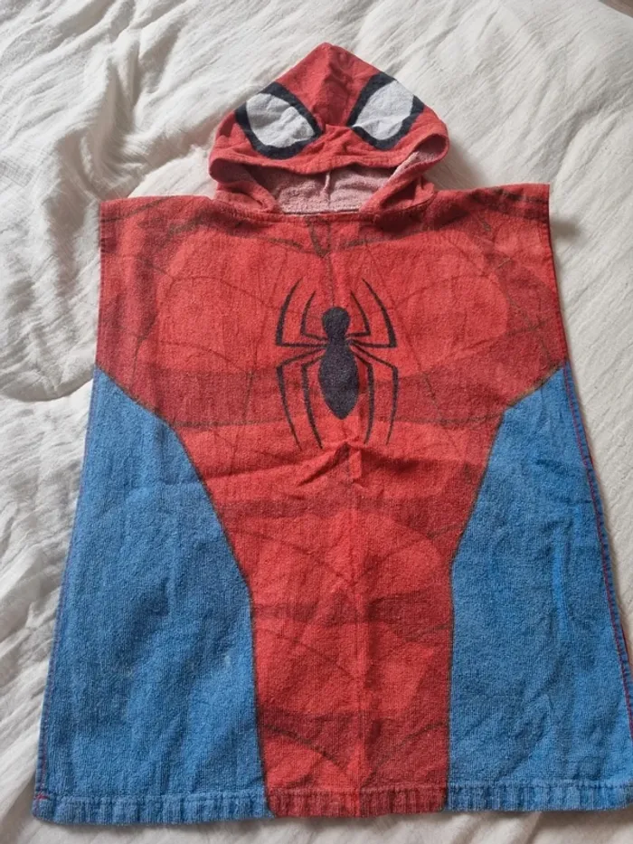 Poncho de plage spiderman - photo numéro 2