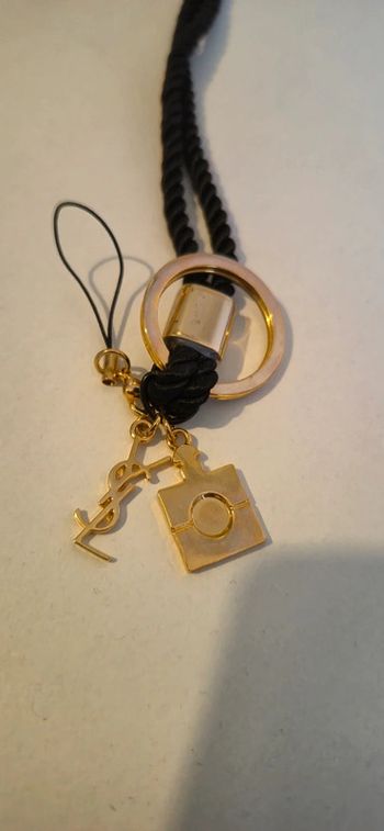 Collier sautoir Yves saint laurent