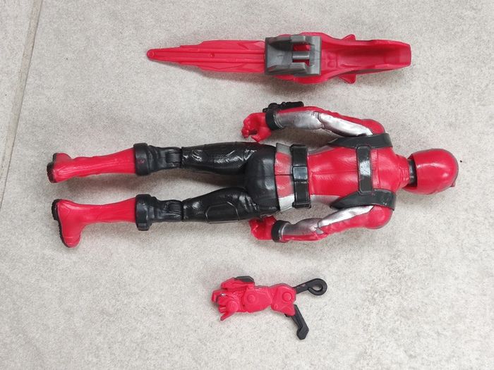 Figurine 1 articulée 15cm Power Ranger - photo numéro 2