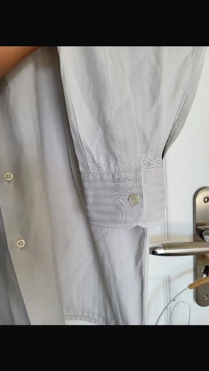 Chemise manches longues Pierre Cardin taille 42 - photo numéro 5