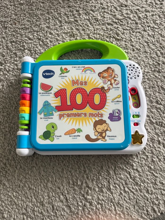 Livre éducatif « Mes 100 premiers mots »