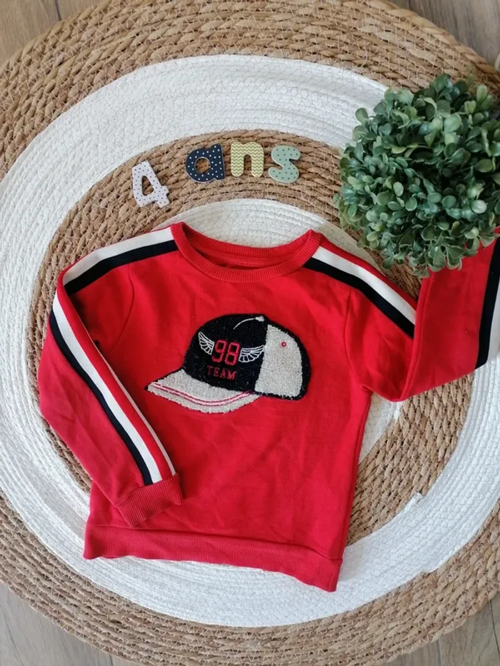 Sweat rouge à motif - Même pas peur - 4 ans