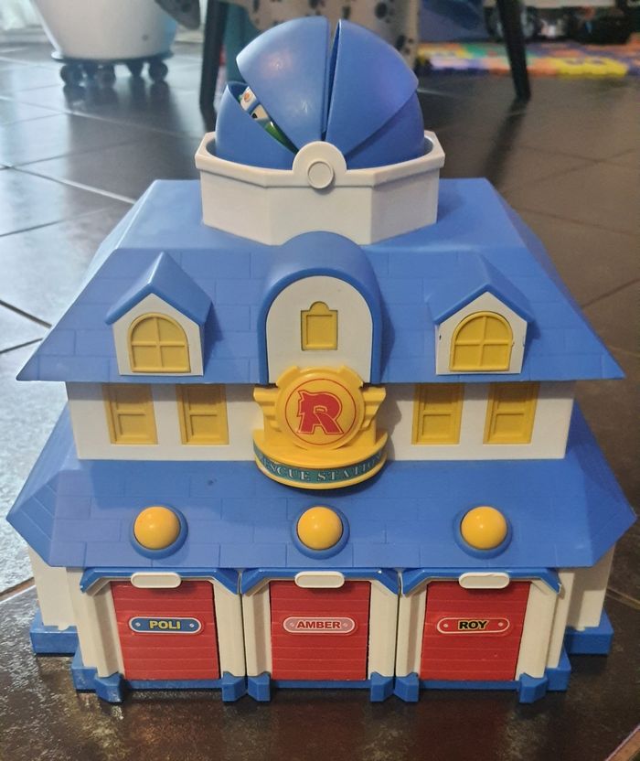 Gare Robocar Poli