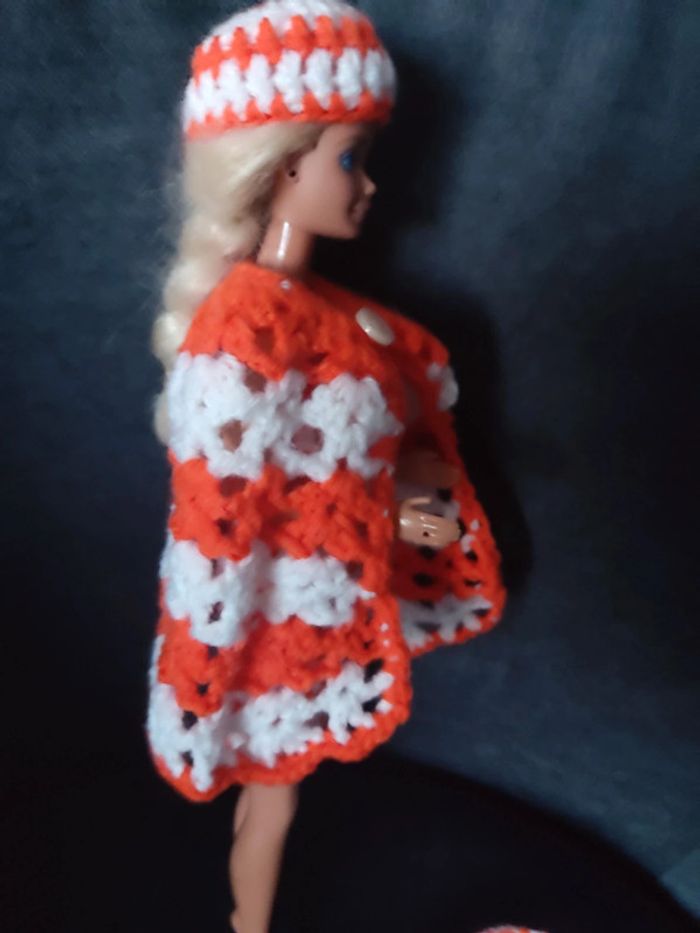 Vêtements pour Barbie 2 € - photo numéro 4