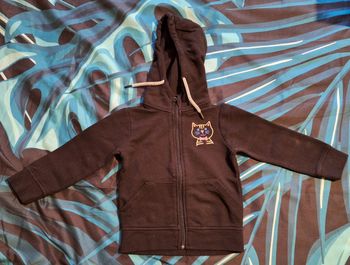 Sweat zippé à capuche Tête de chat 6 ans