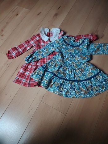 Lot 2 robes 24 mois